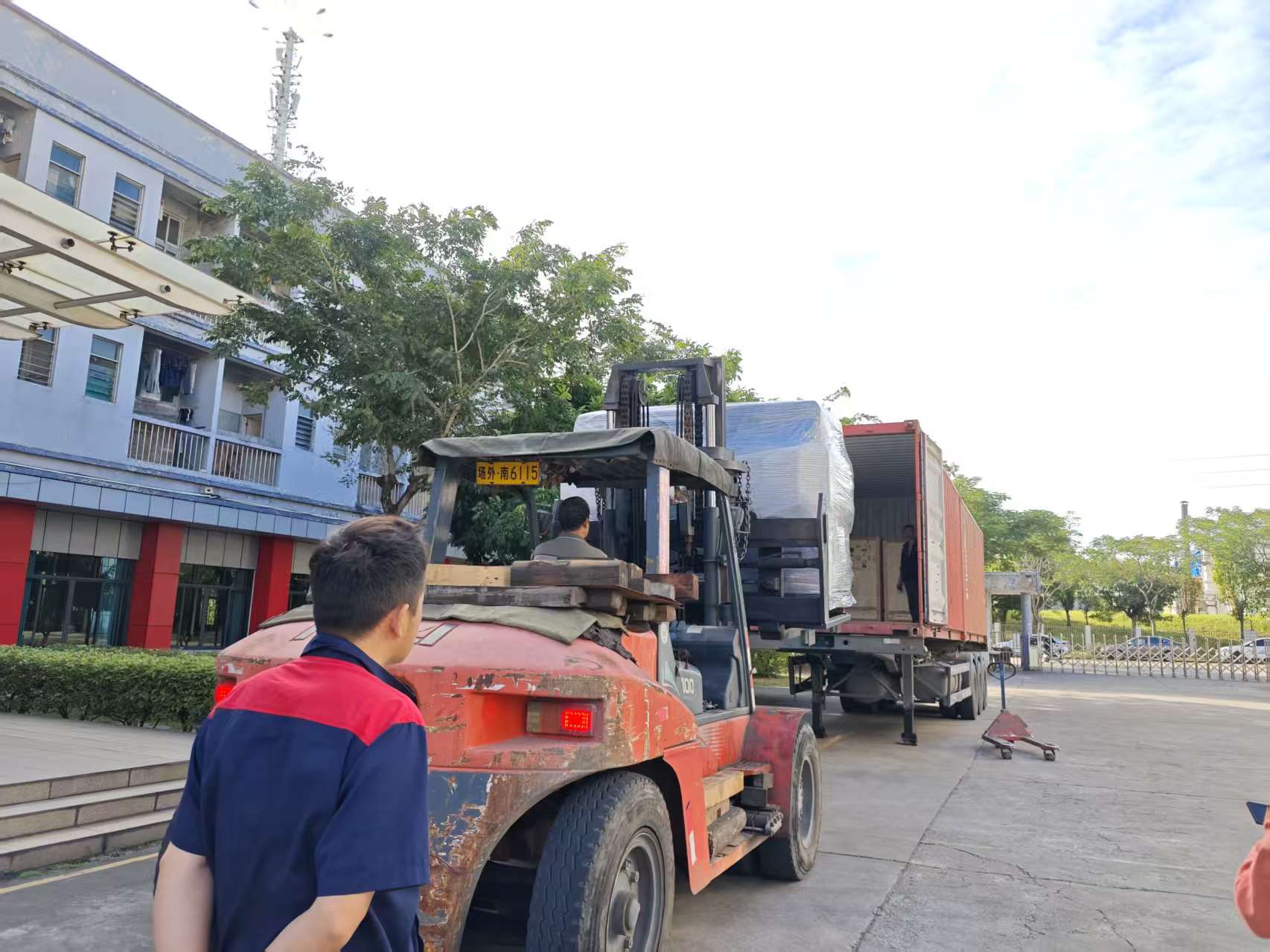 1763079146461216.jpg 微信图片_20251114080706_174_131.jpg